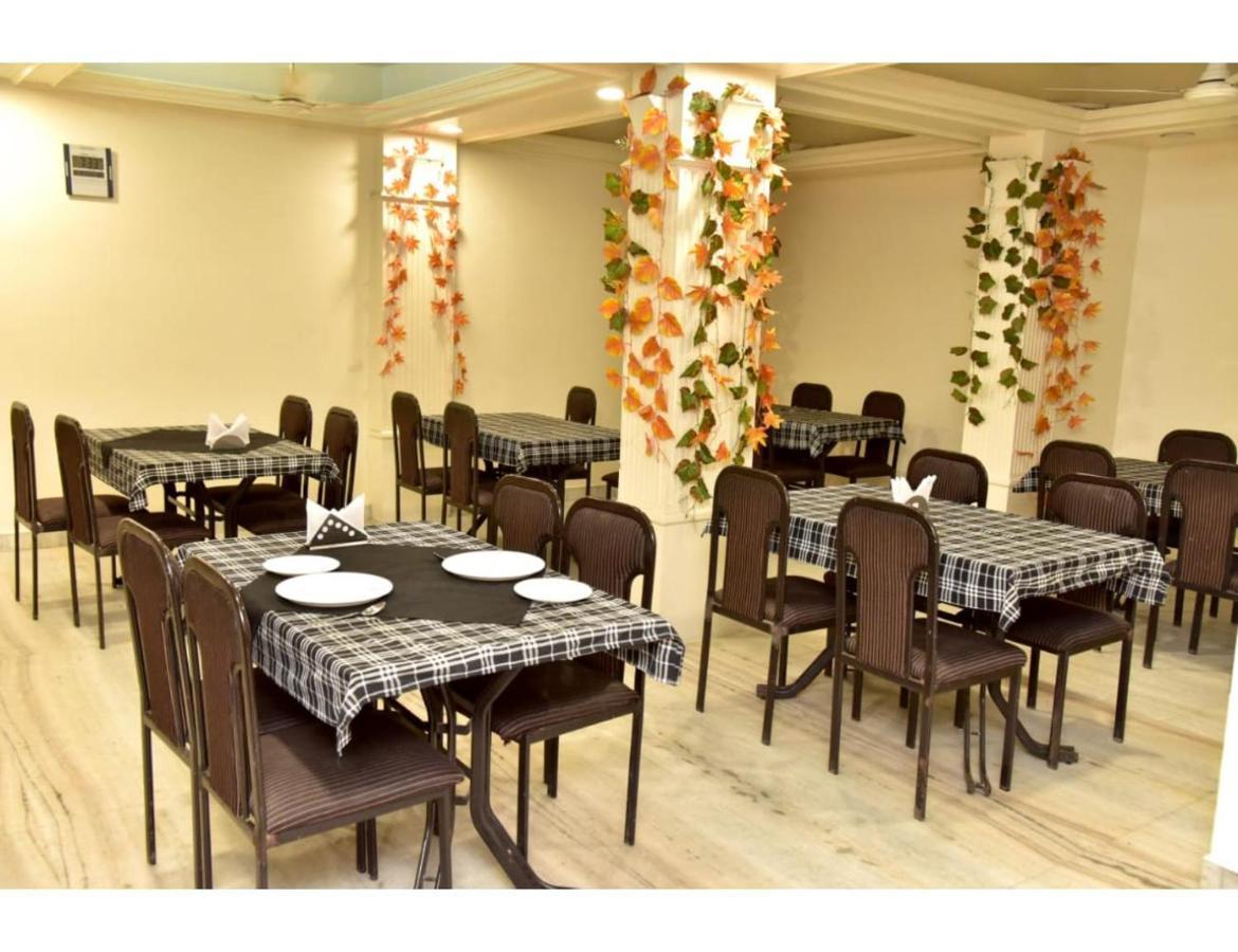 Hotel Dwarka, Nagpur Ngoại thất bức ảnh