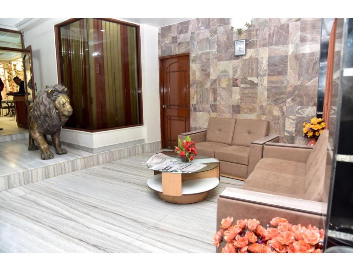 Hotel Dwarka, Nagpur Ngoại thất bức ảnh