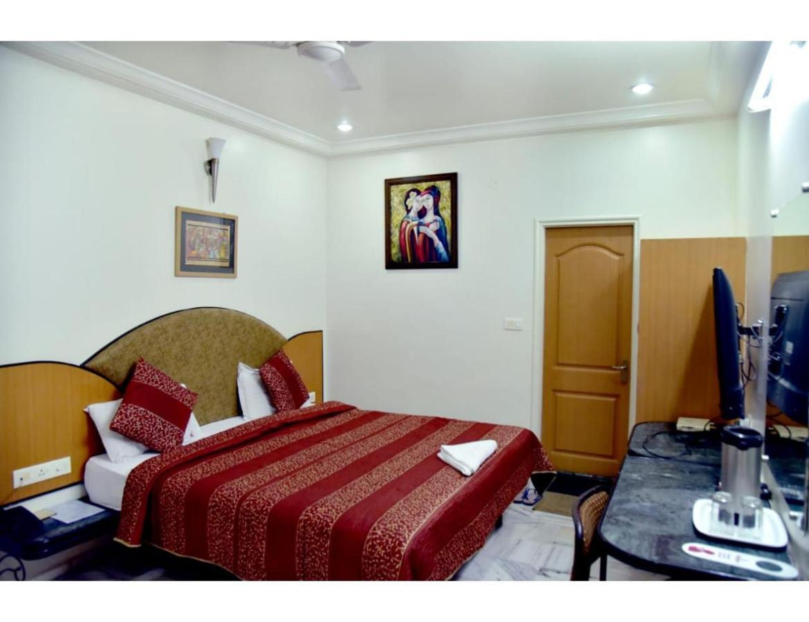 Hotel Dwarka, Nagpur Ngoại thất bức ảnh